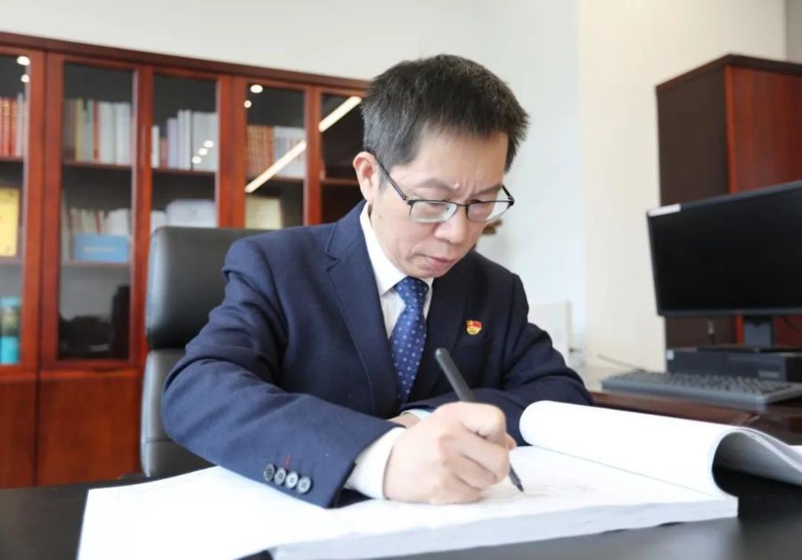 (填充新闻，可删除)逐风不辍，奋进不止——记“国家卓越工程师”林毅峰