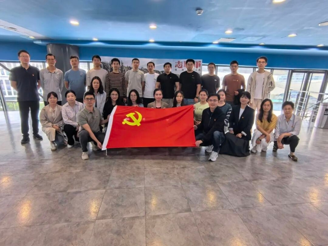 三创·三领 _ 党建引领，青春有为