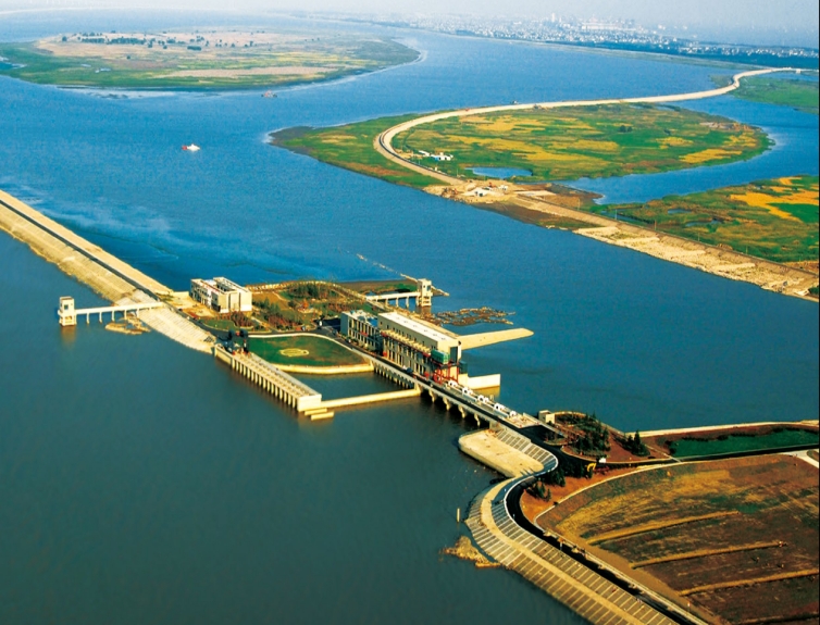 党建领航强堡垒 守护百姓“健康水”