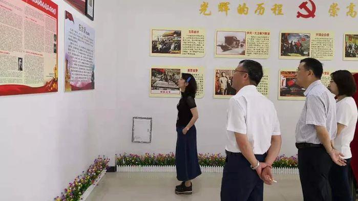 1563416657401017095 1563416657401017095